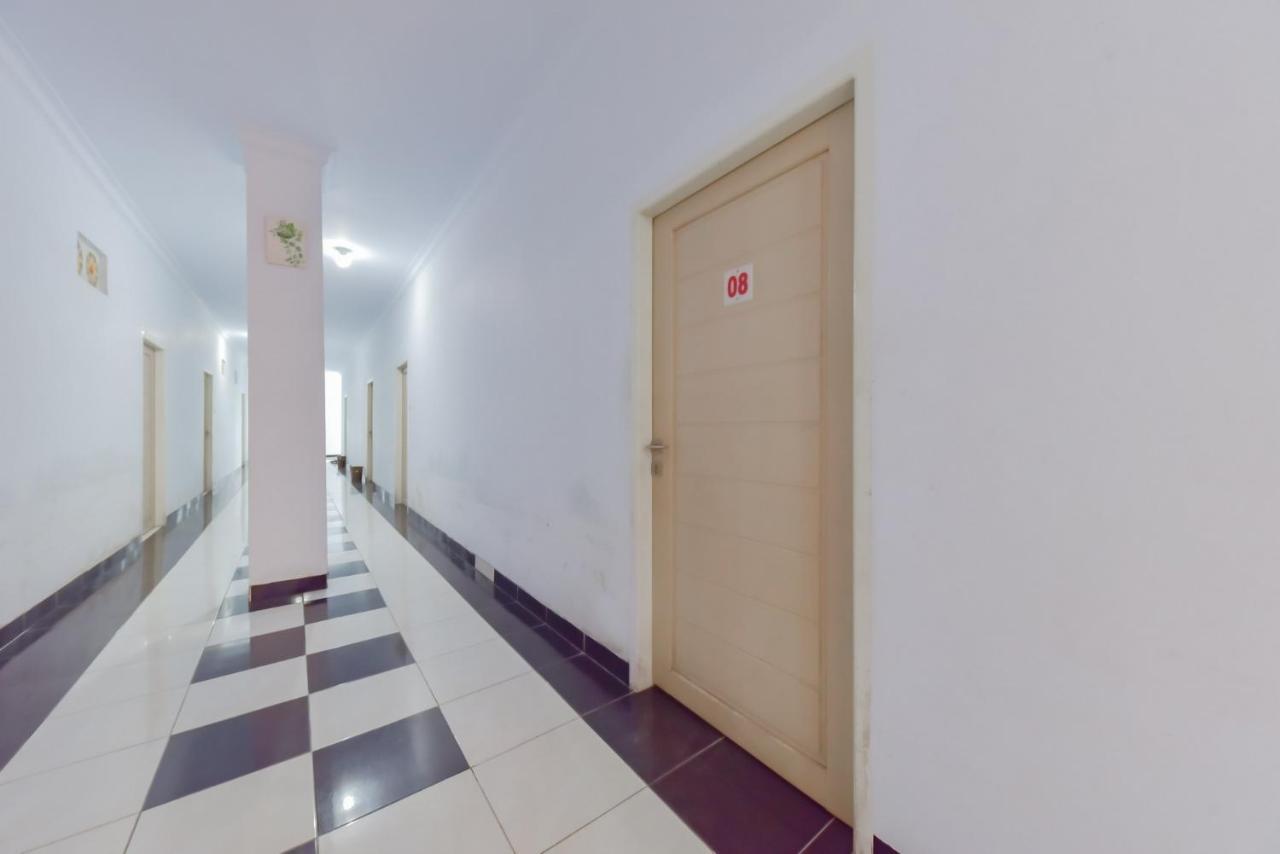 Reddoorz Syariah Near Ramayana Mall Ταρακάν Εξωτερικό φωτογραφία