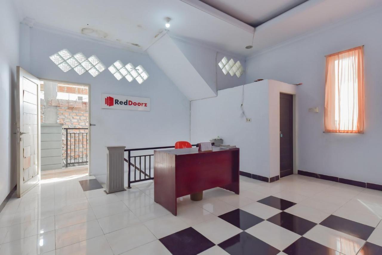 Reddoorz Syariah Near Ramayana Mall Ταρακάν Εξωτερικό φωτογραφία